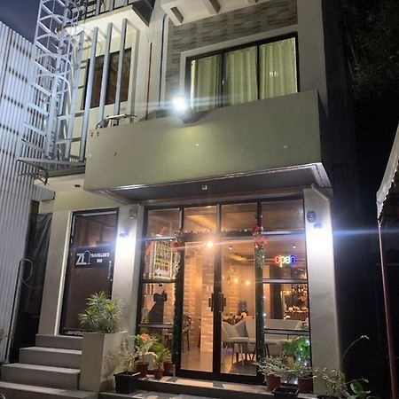 Zl Travelers Inn Batuan Exterior photo