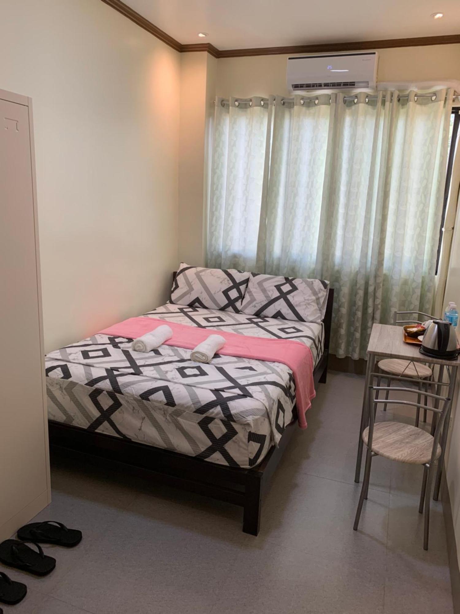 Zl Travelers Inn Batuan Exterior photo
